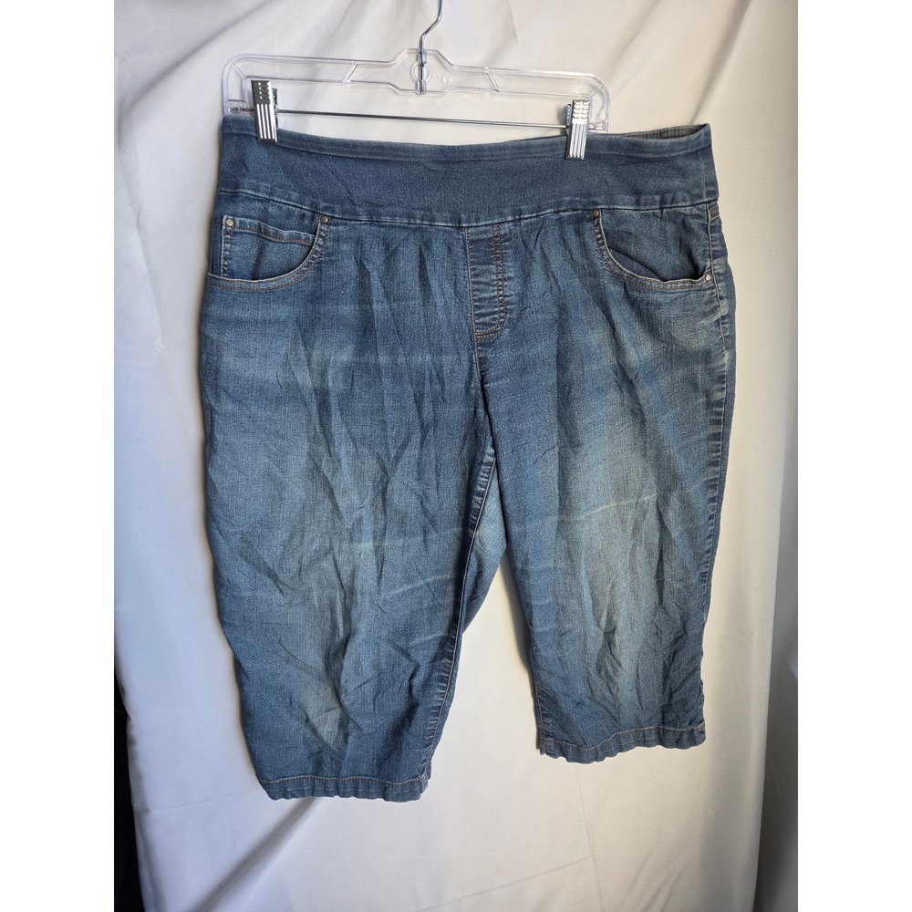 Time and Tru Capri Jeans Womens Blue Medium Wash Slim High Capri